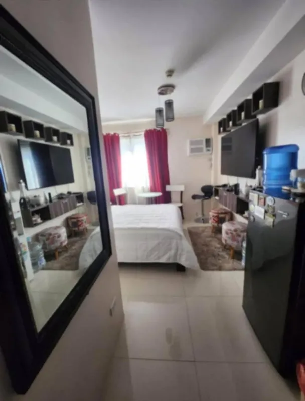 The Persimmon Condominium, 16th floor Image 3
