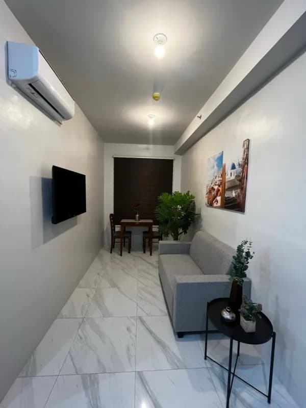 Casa Mira Towers Guadalupe Cebu Image 4